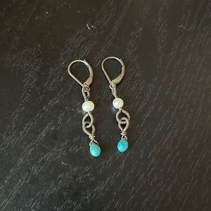 Artisan earrings Sterling silver, fresh water Pearl, turquoise